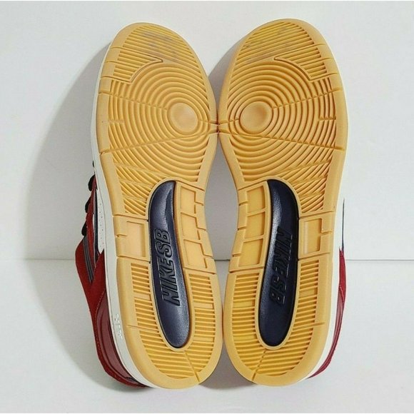 NEW Nike SB Air Force 2 Low Team Red Obsidian AO0300-600 Size 11 Red